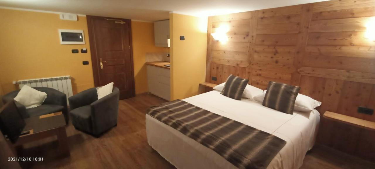 Chalet Alpina Hotel & Apartments La Thuile Kültér fotó
