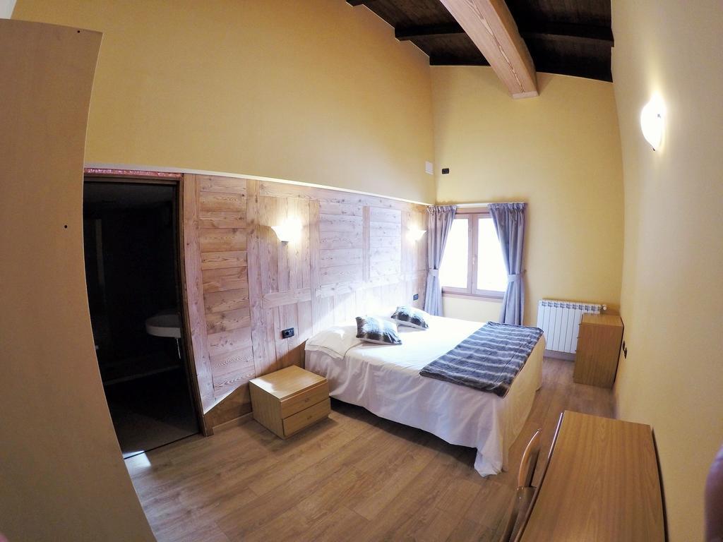 Chalet Alpina Hotel & Apartments La Thuile Kültér fotó