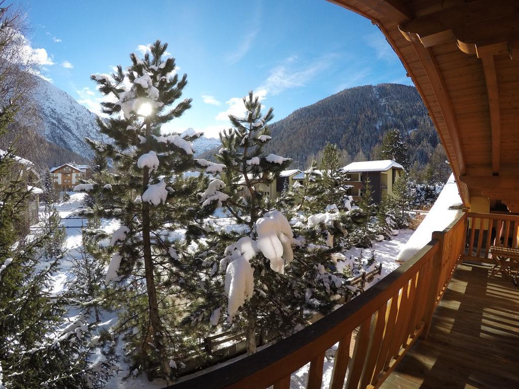 Chalet Alpina Hotel & Apartments La Thuile Kültér fotó