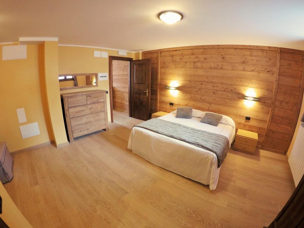 Chalet Alpina Hotel & Apartments La Thuile Kültér fotó