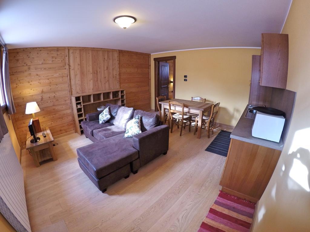 Chalet Alpina Hotel & Apartments La Thuile Kültér fotó